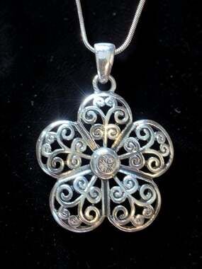 Swarovski Silver Filigree Flower Pendant Necklace